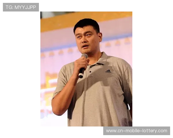 姚明父母身高揭秘:父母身高对姚明篮球天赋的影响分析 姚明父母身高揭秘:父母身高对姚明篮球天赋的影响分析